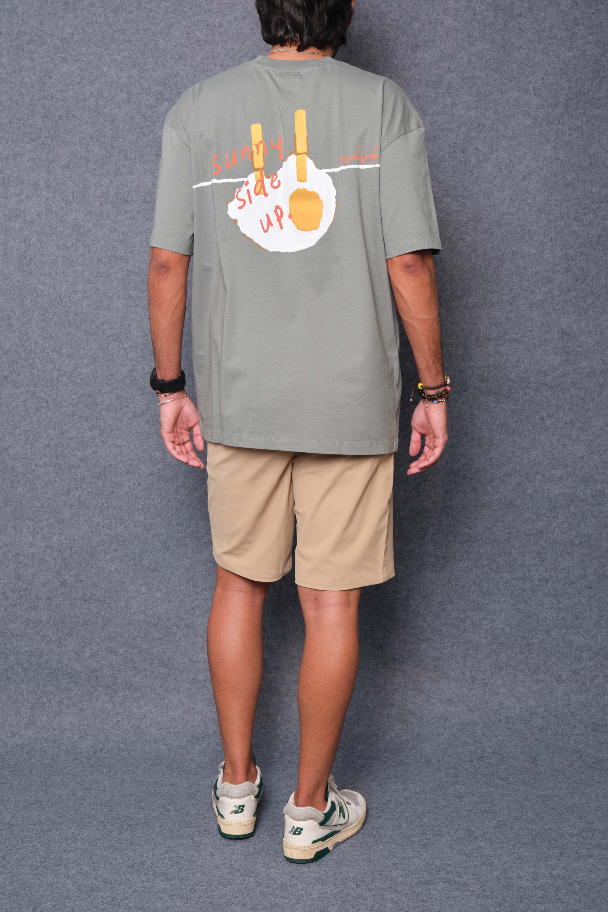 CAMISETA OVERSIZE EGG