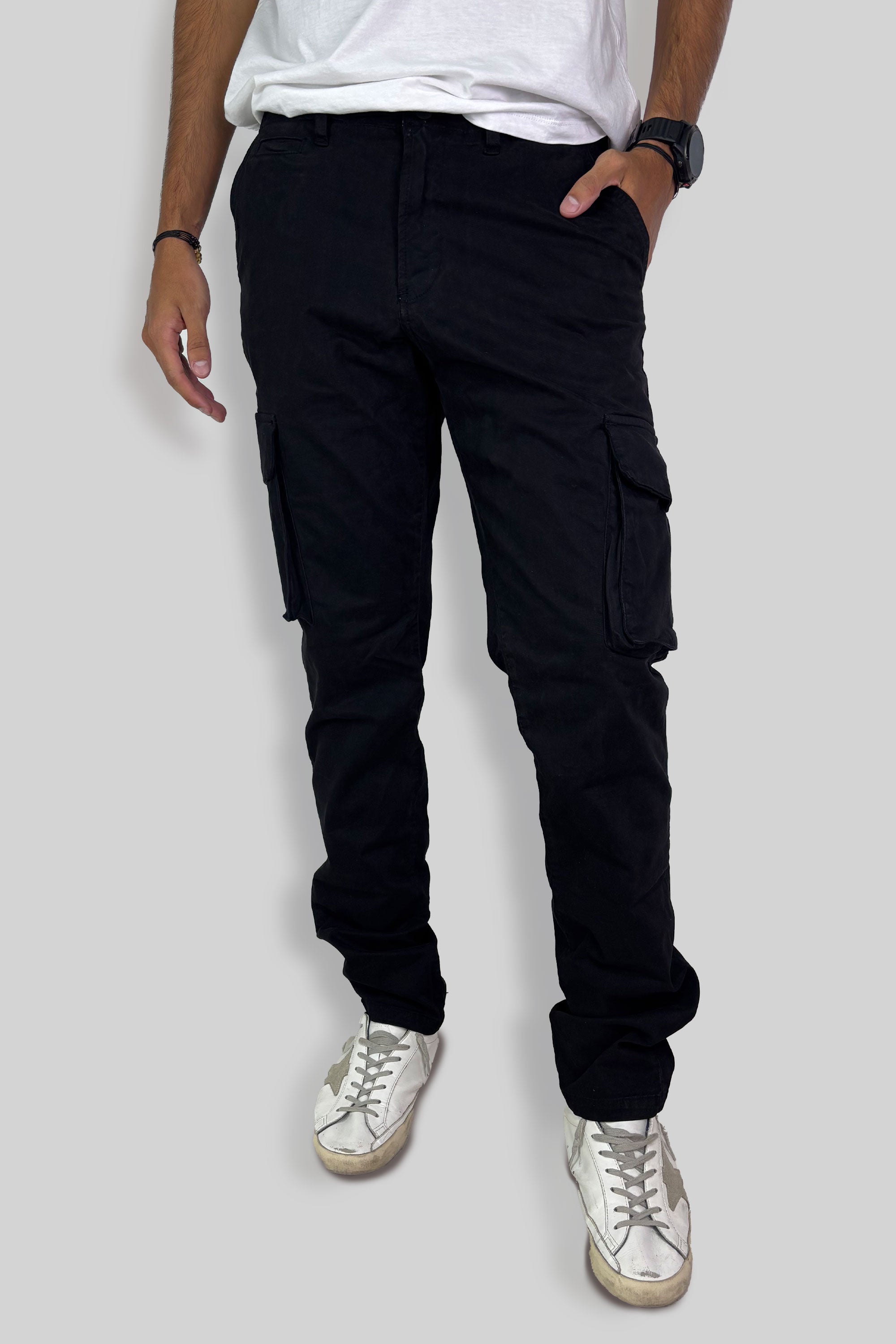 PANTALON CARGO NEGRO