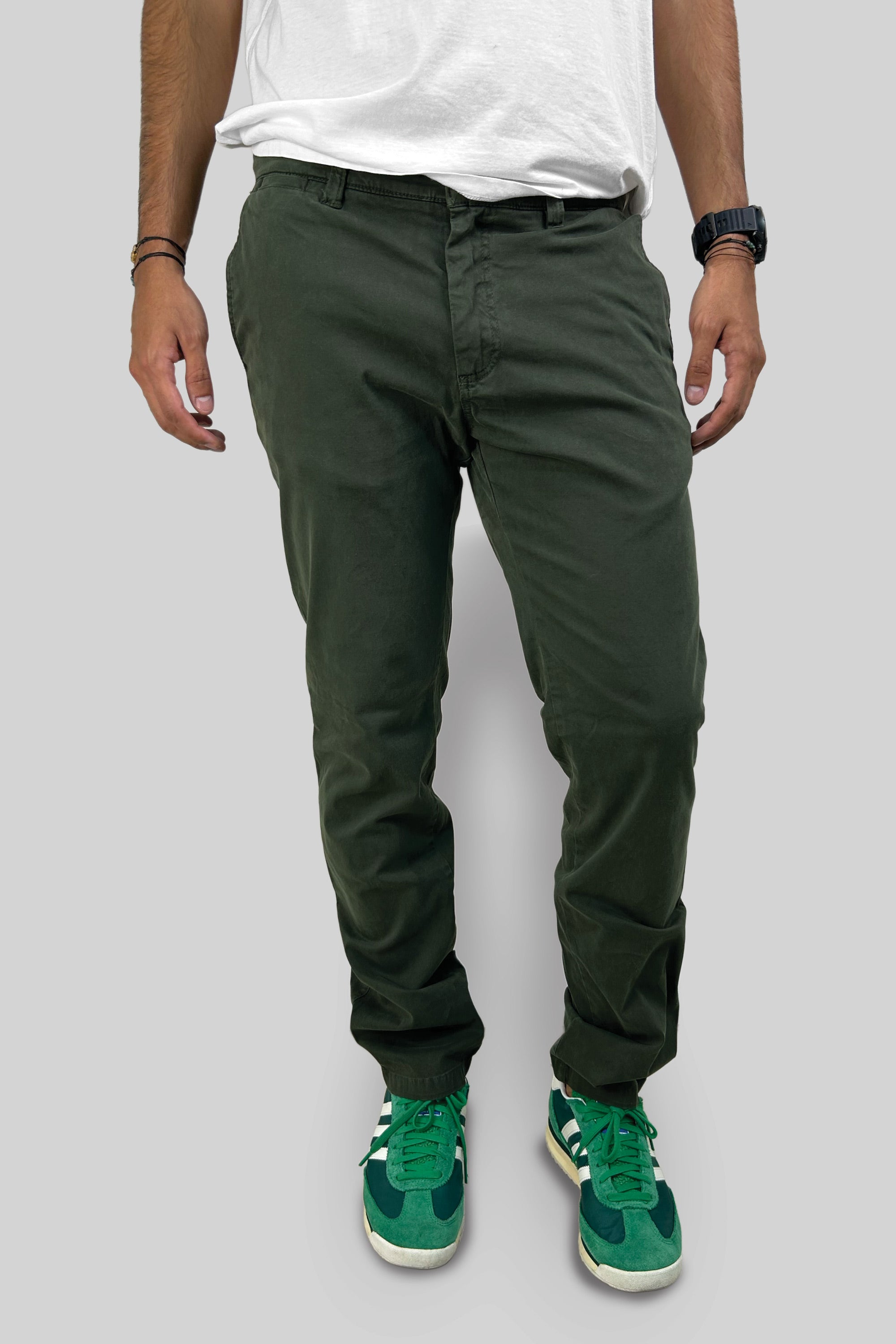 PANTALON CHINO OLIVA