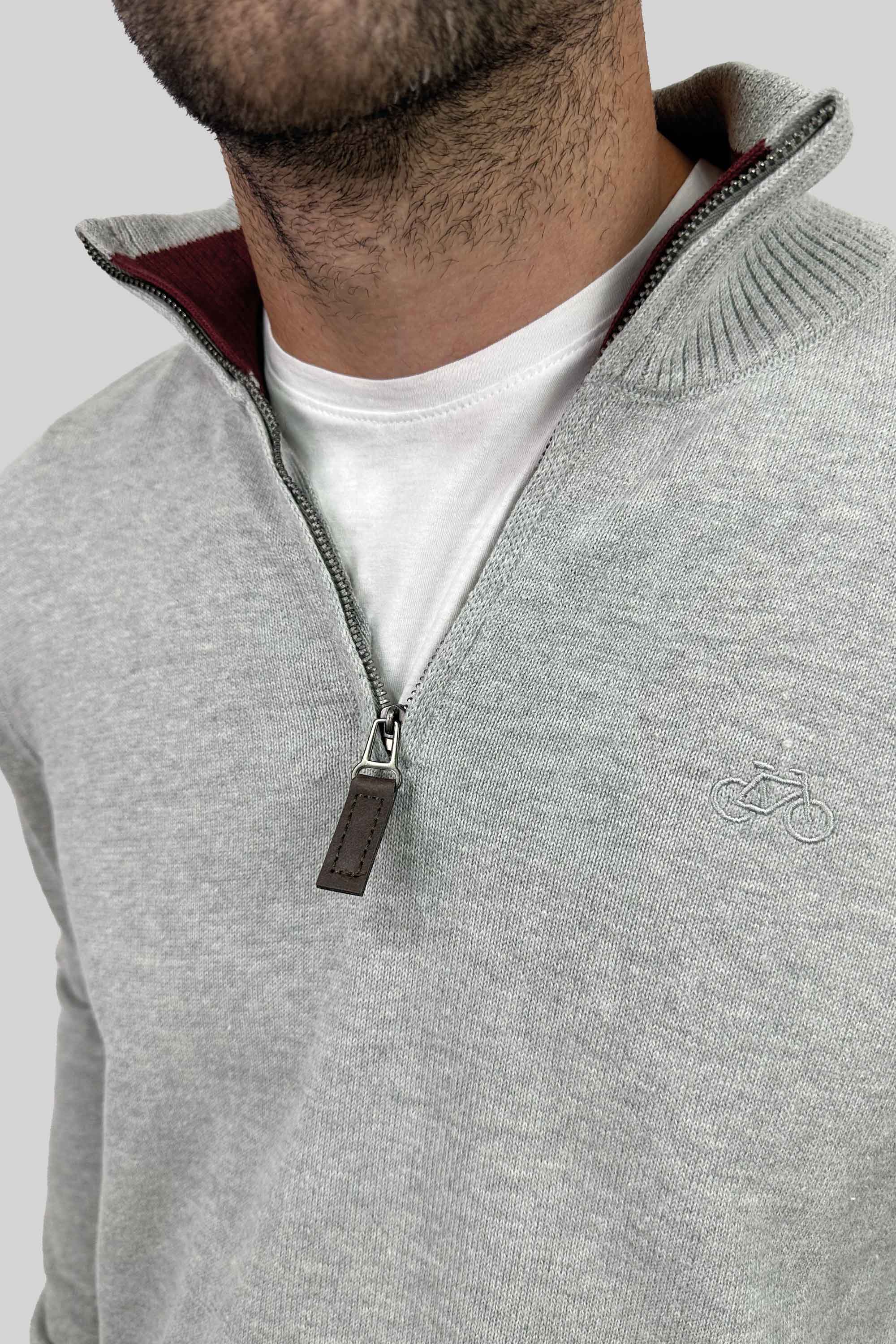 SACO HALF ZIP GRIS CLARO