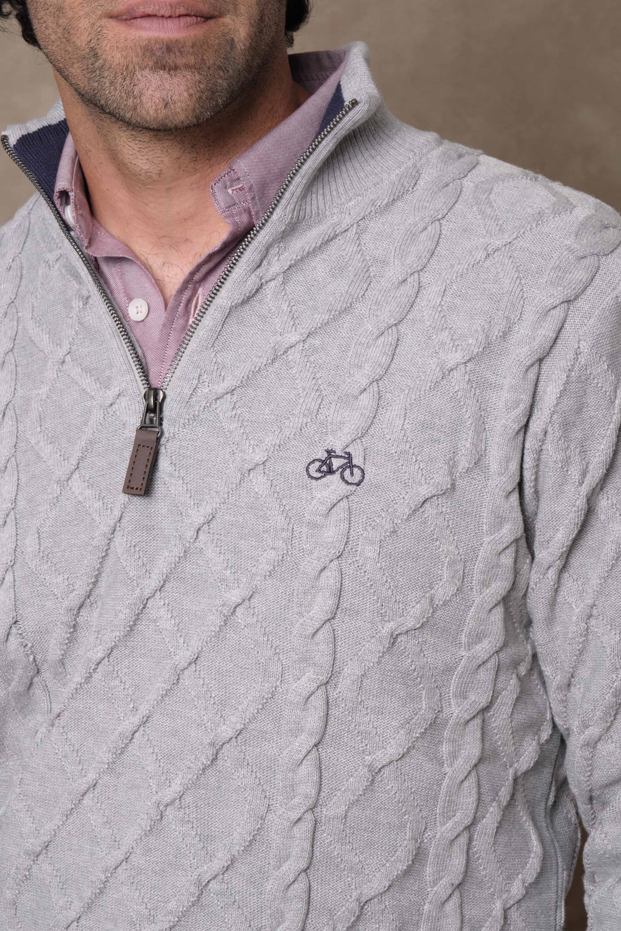 SACO HALF ZIP TRENZADO LIGHT GREY