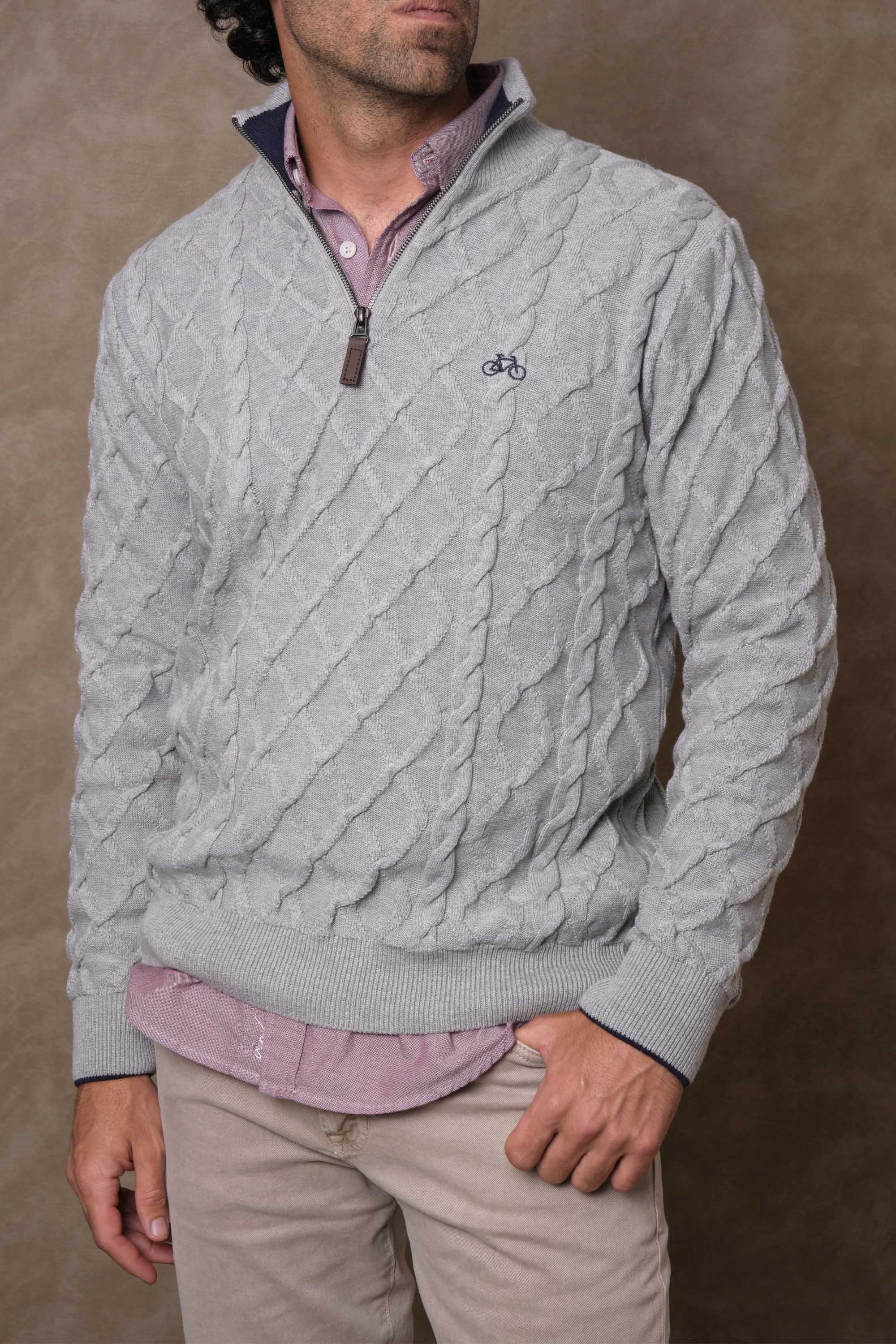 SACO HALF ZIP TRENZADO LIGHT GREY
