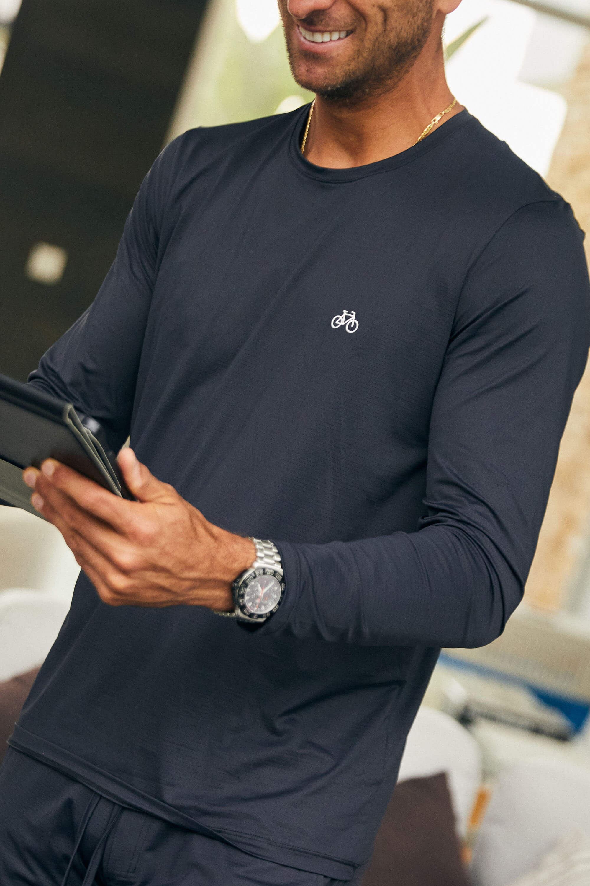 CAMISETA MANGA LARGA SPORT NEGRA