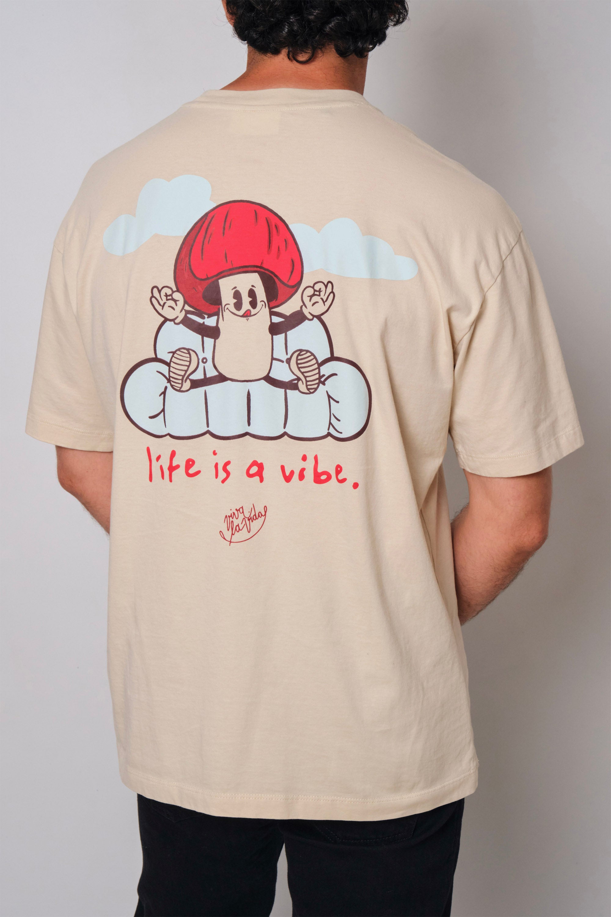 CAMISETA OVERSIZE MUSHROOM
