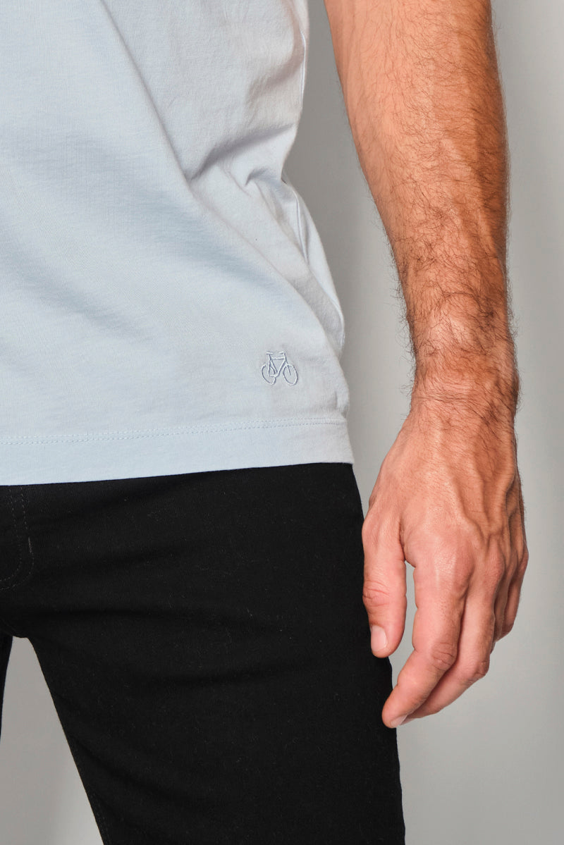 CAMISETA BASIC PLUS BABY BLUE