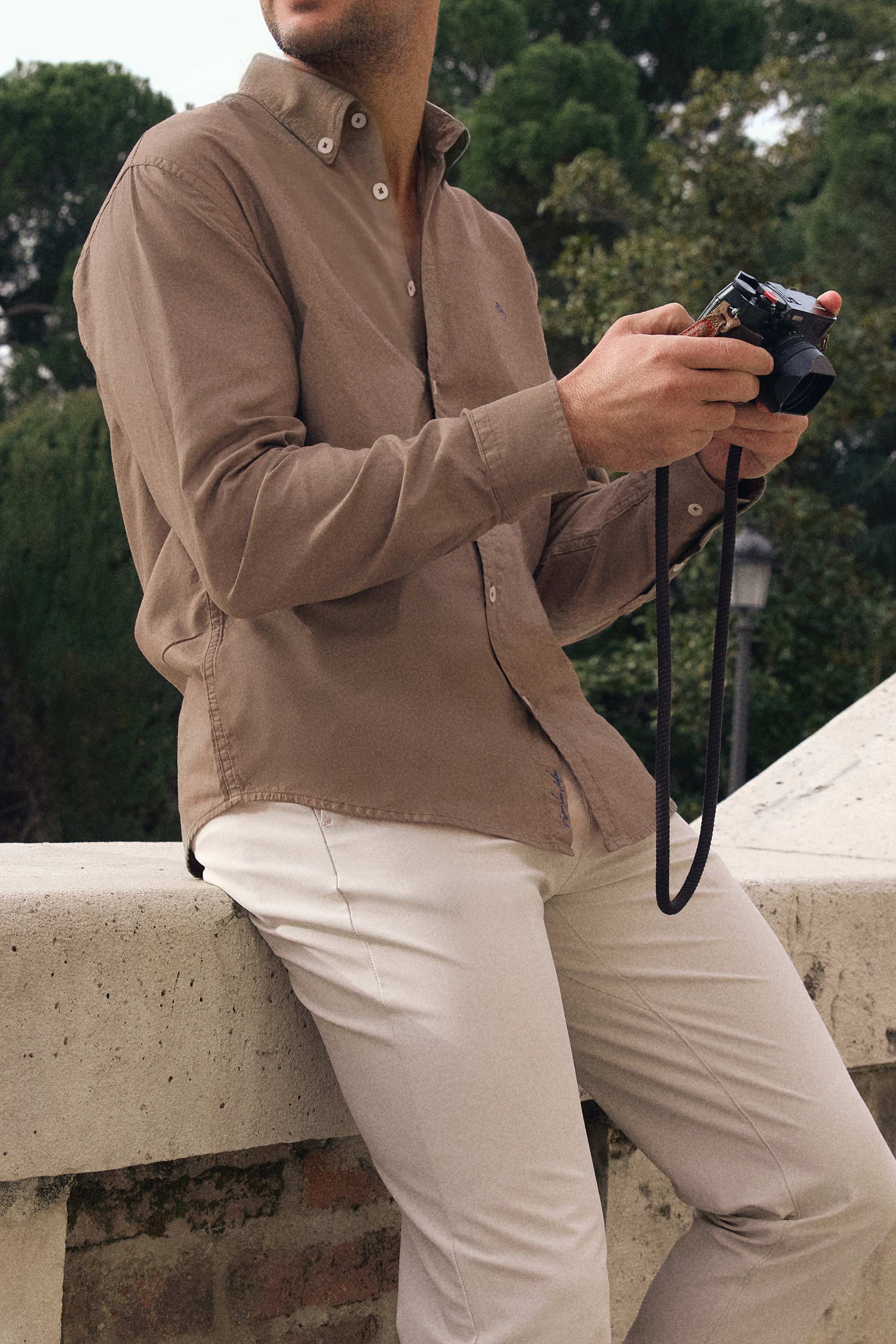 CAMISA OXFORD MOCHA
