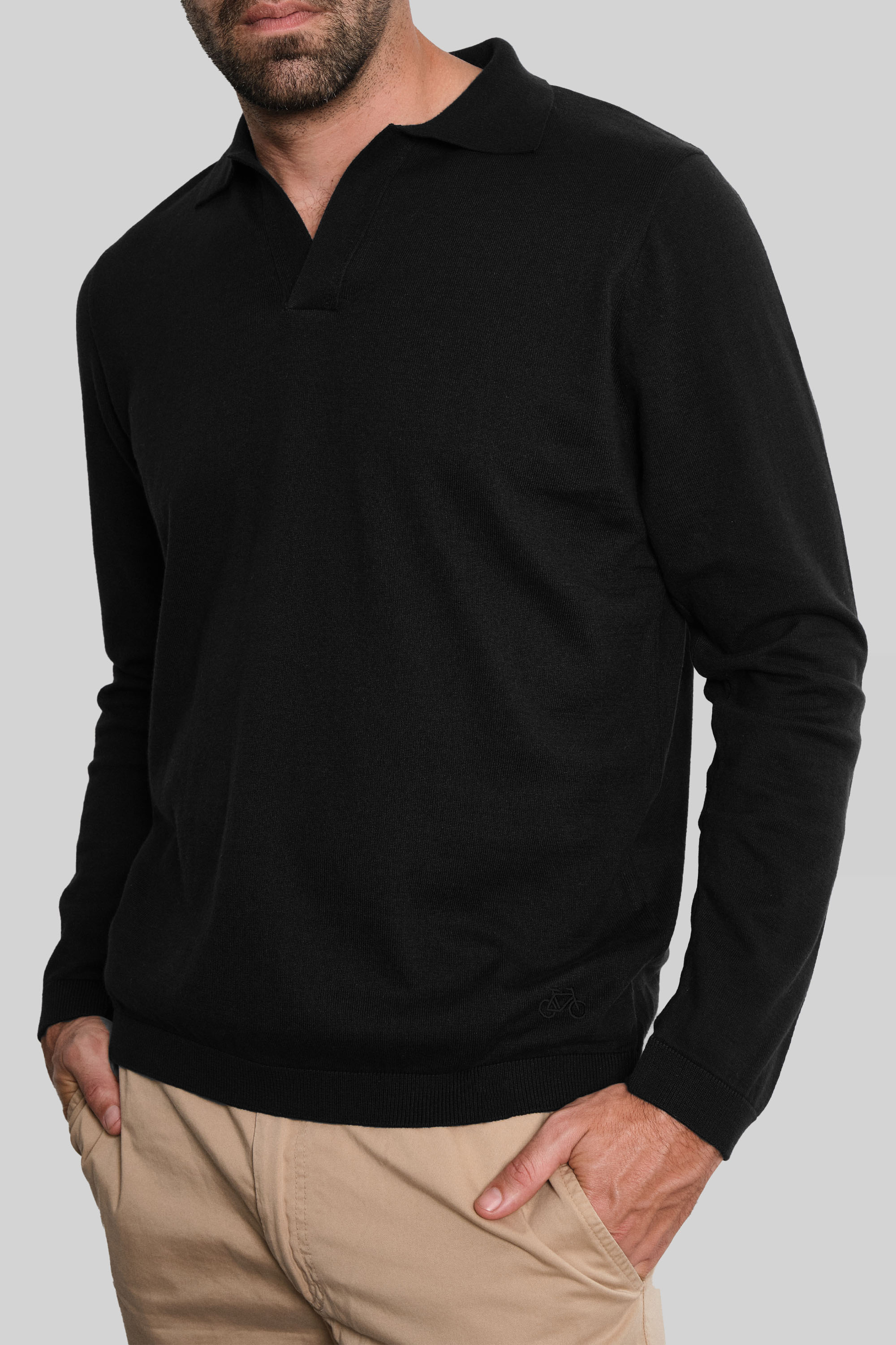 POLO TEJIDA MANGA LARGA NEGRA
