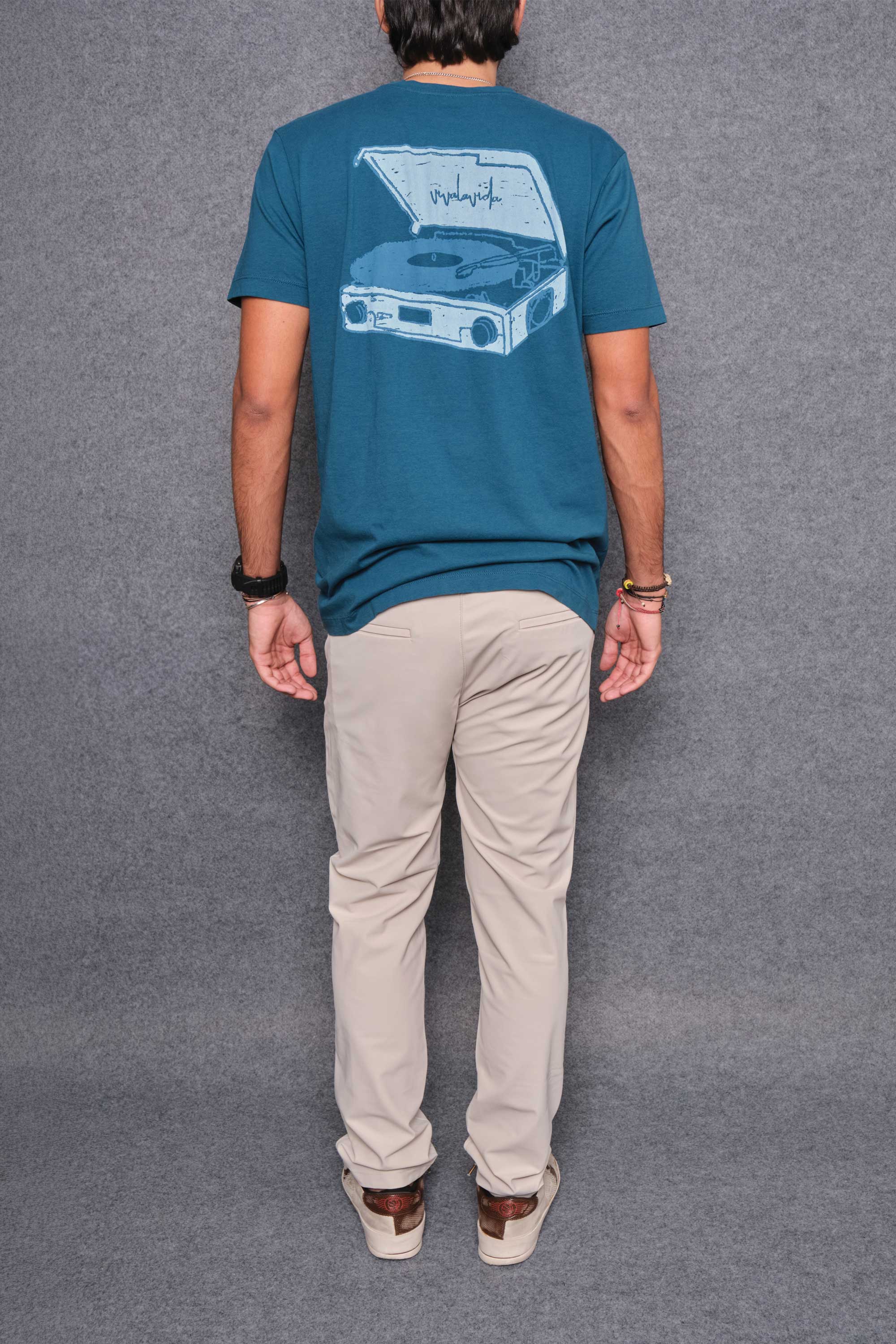 CAMISETA VINYL